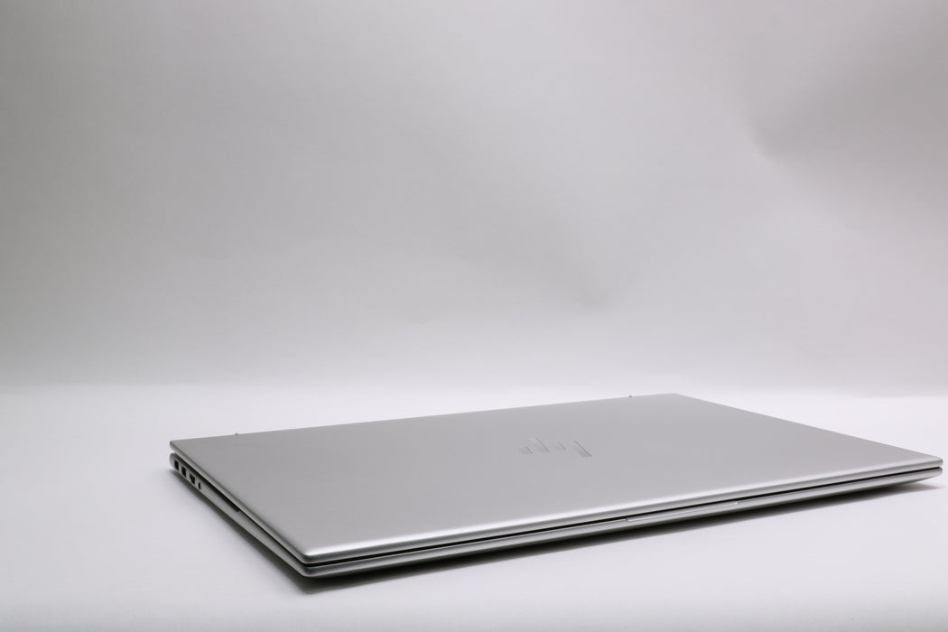 17" HP Envy Laptop 17-cr0747nr, i7-1260P, 16GB, 512GB SSD, Touchscreen — photo 11 of 13