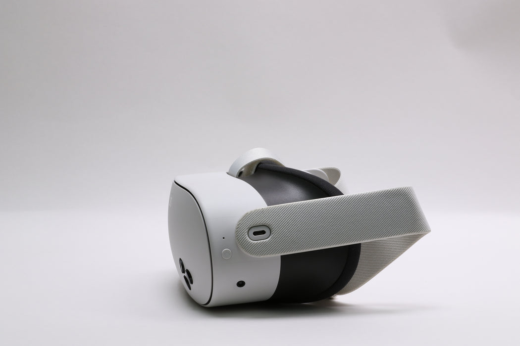 Meta Quest 3S 128GB VR Headset w/ Controllers