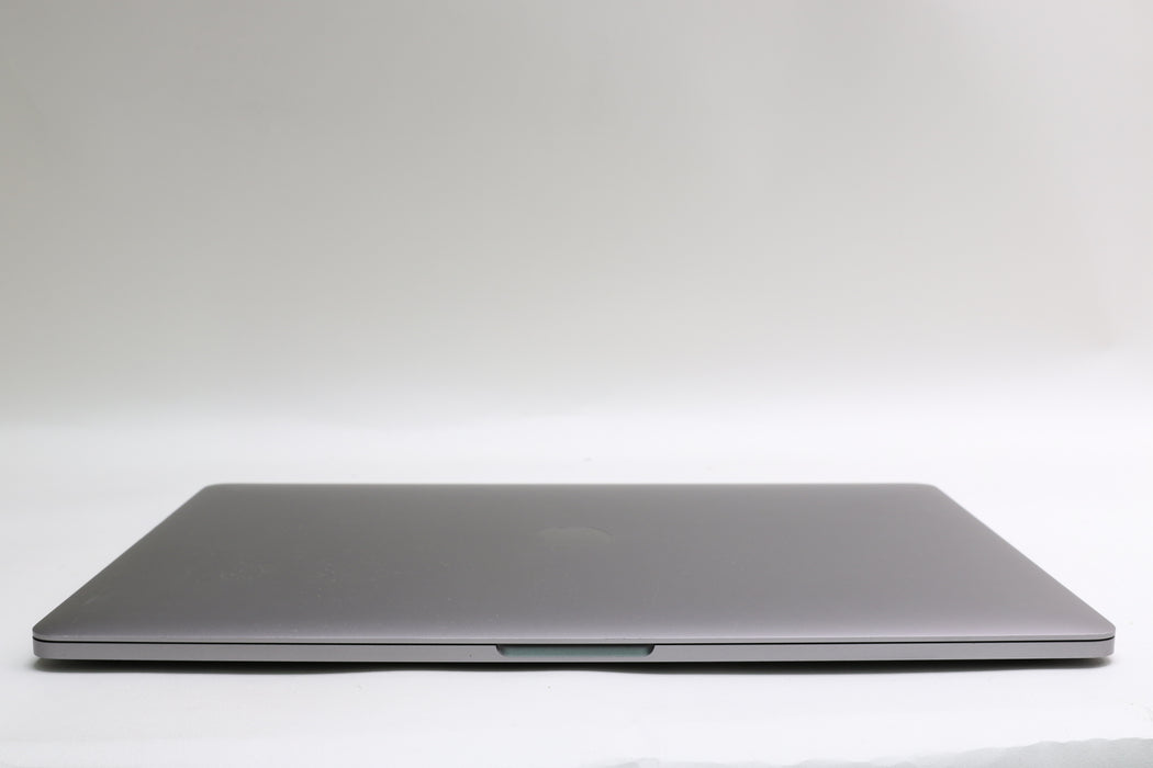 15" 2018, MacBook Pro, BTO, i9-8950HK 2.90GHz, 32GB, 512GB SSD, Radeon Pro 560X