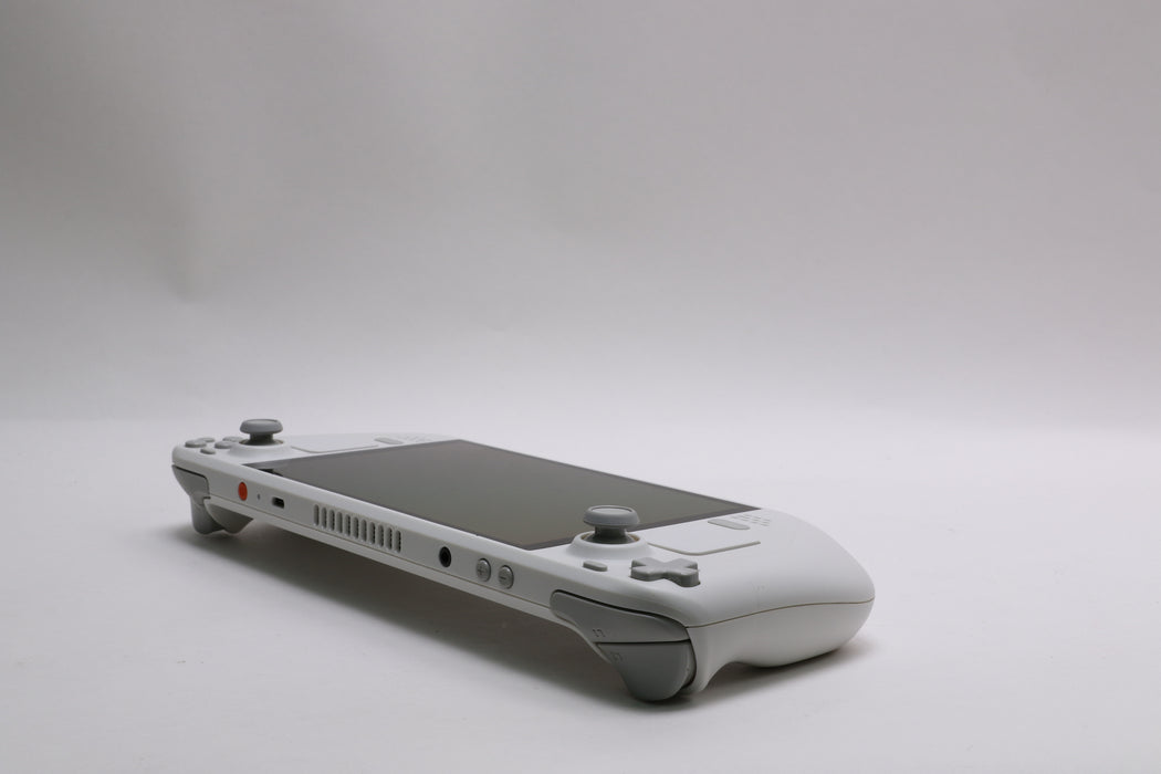 Valve Steam Deck OLED 1TB White Console — photo 9 of 12