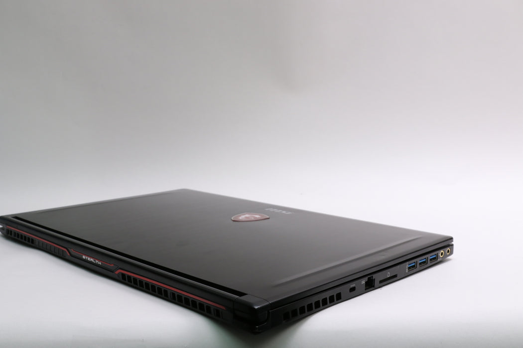 15" MSI GS63 Stealth 8RE, i7-8750H, 16GB, 1TB HDD & 256GB SSD, GTX 1060