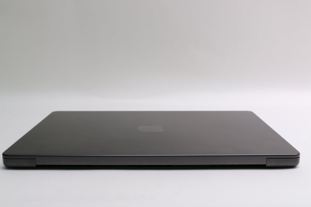 14" 2026, MacBook Pro, BTO, Apple M5 Pro, 24GB, 1TB SSD, 16C, 2 Cycles!