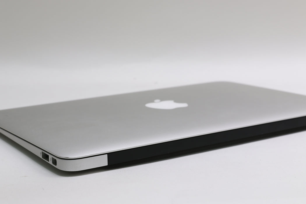 11" Early 2014, MacBook Air, CTO, i7-4650U, 8GB, 256GB SSD, HD
