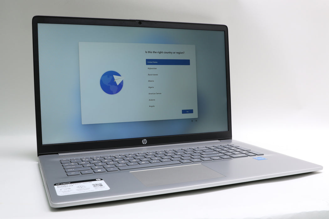 17.3" HP, 17-cn2083dx, i3-1215U, 32GB, 1TB SSD