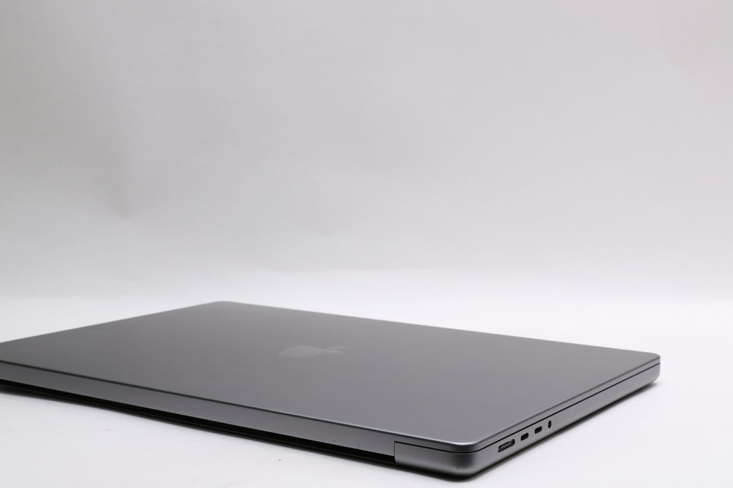 16" 2021, MacBook Pro, MK233LL/A, Apple M1 Max, 64GB, 4TB SSD, 32C — photo 9 of 12