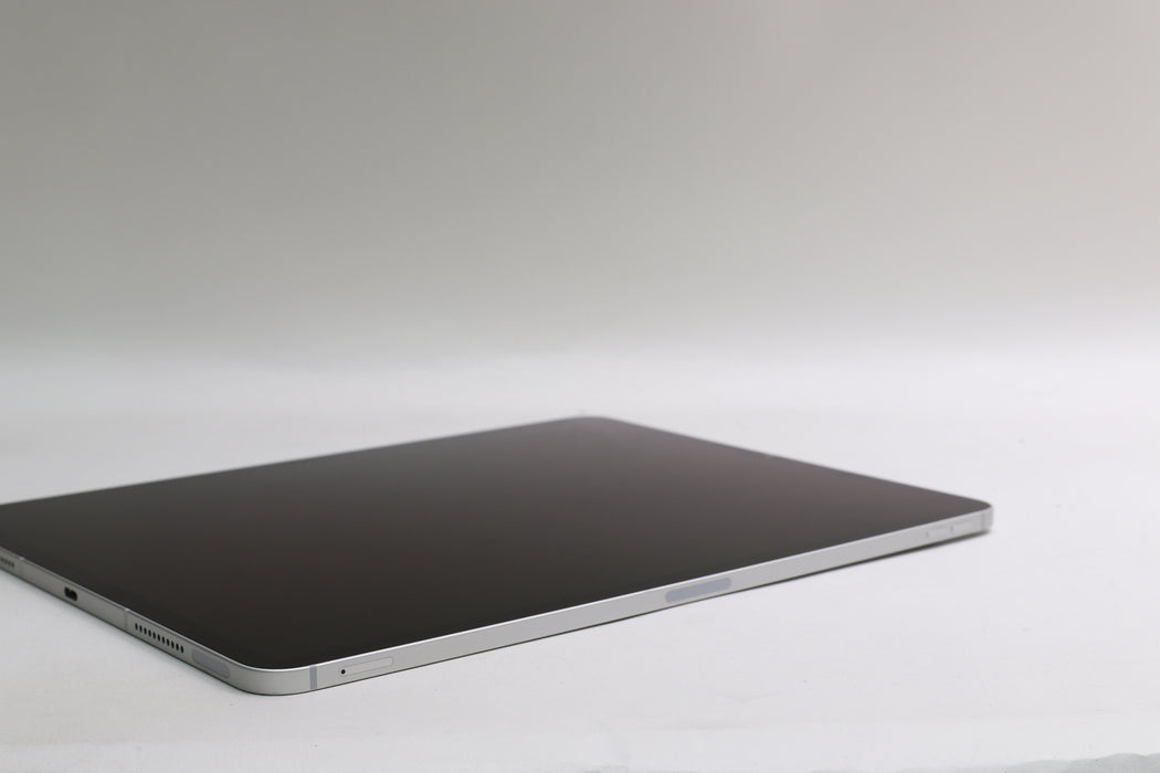 iPad Pro 12.9" M1, 5th Gen, 512GB, Unlocked, Silver, MHP03LL/A + Keyboard Folio!
