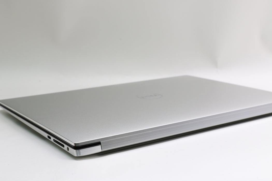 15.6" Dell, Xps 15 9510, i9-11900H 2.50GHz, 32GB, 1TB SSD, RTX 3050 Ti