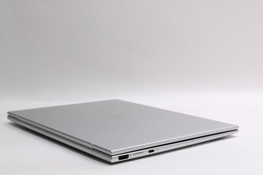 13" HP Dragonfly G4 Notebook, i7-1365U, 32GB, 1TB SSD Touchscreen