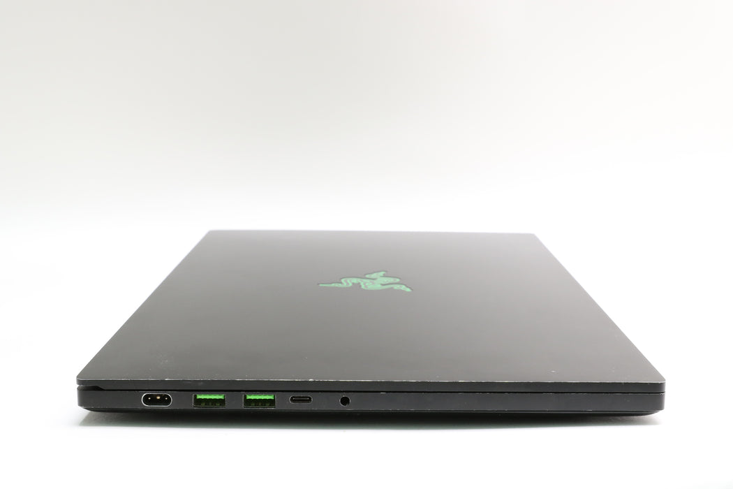 15" Razer Blade 15 (Early 2021), i7-10875H 2.30GHz, 40GB, 1TB SSD, RTX 3070