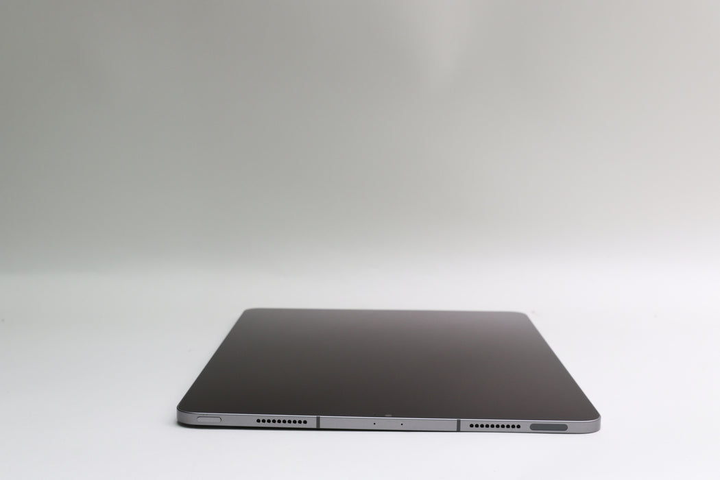 iPad Pro 6th Gen, 256GB, Unlocked, Space Gray, MP603LL/A 12.9”, Apple Pencil!