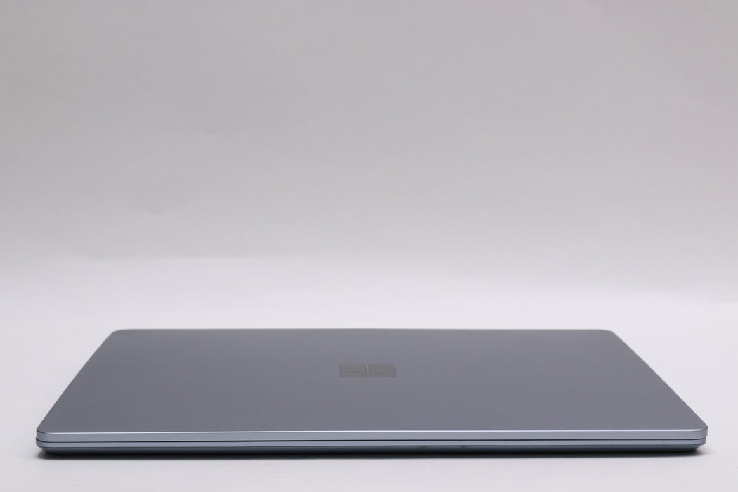 12" Microsoft Surface Go, i5-1035G1, 8GB, 256GB SSD, Touchscreen — photo 12 of 13