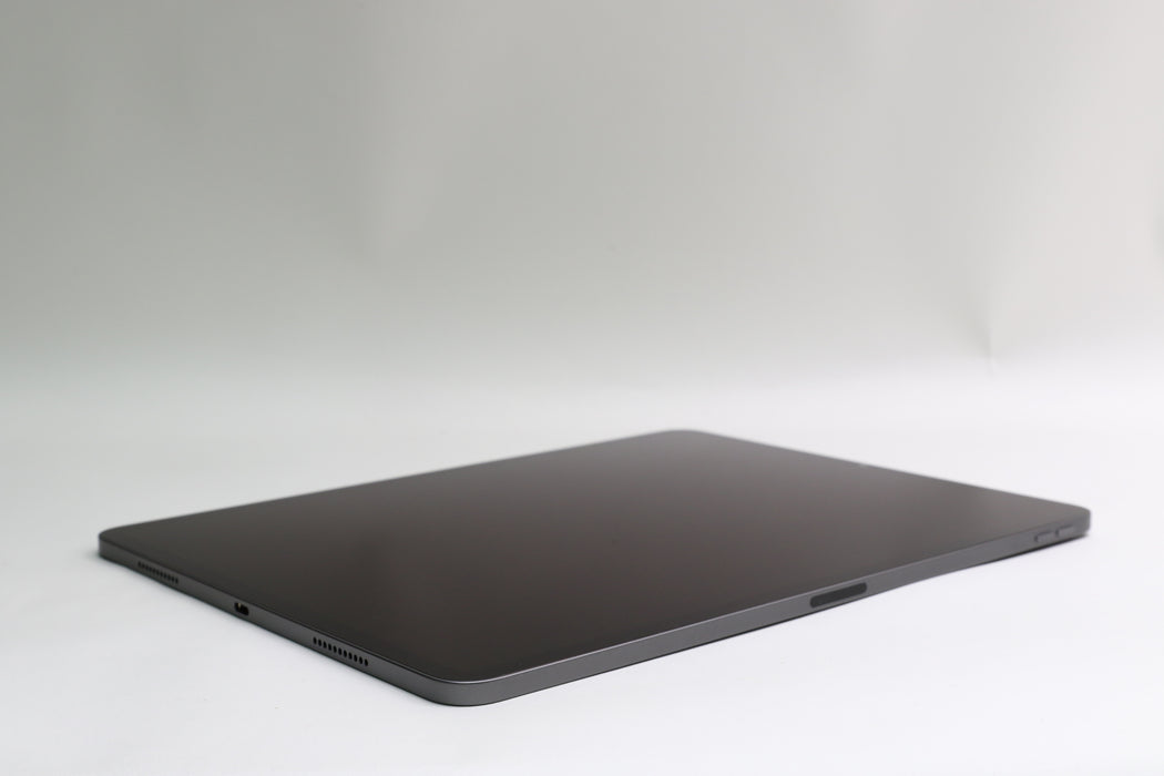 iPad Pro, 5th gen, 128GB, Wi-Fi Only, Space Gray, MHNF3LL/A 12.9”