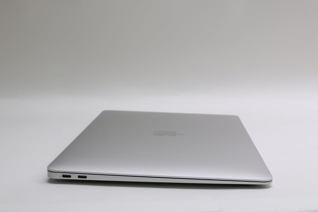 13" 2020, Macbook Air, BTO 3.20 GHz Apple M1, 16GB, 256GB SSD, 7C
