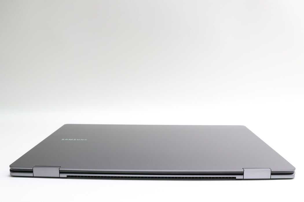 100% BATT 16" Samsung Galaxy Book5 Pro 360, Ultra 7 256V, 16GB, 1TB, OLED Touch!