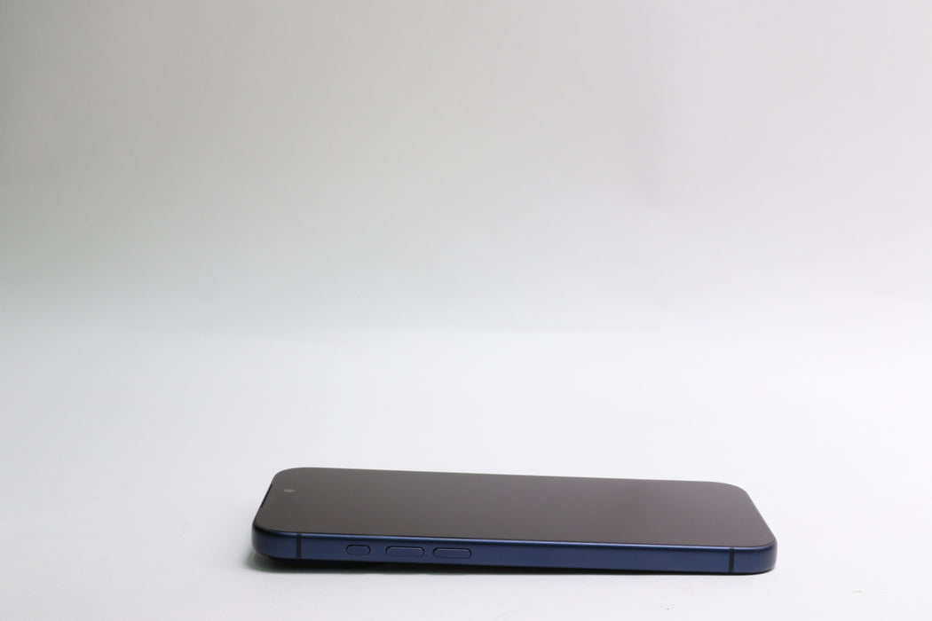 Apple iPhone 17 Pro Max, 1TB, Unlocked, Deep Blue, NFXQ4LL/A — photo 7 of 13
