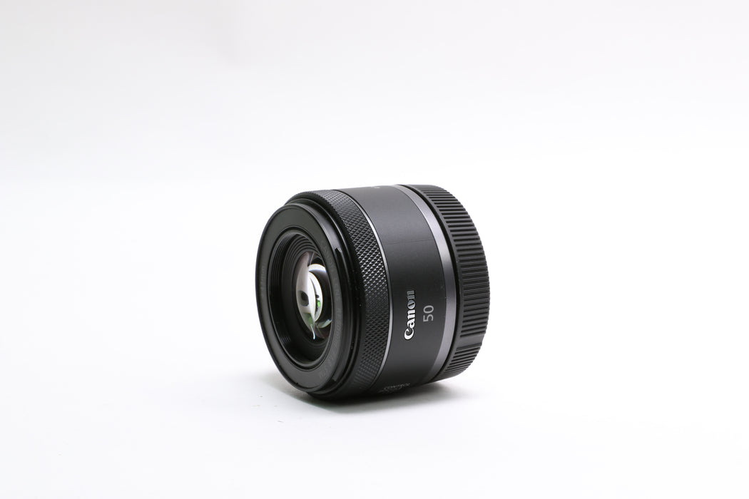 Canon RF 50mm f/1.8 STM Lens — photo 4 of 5