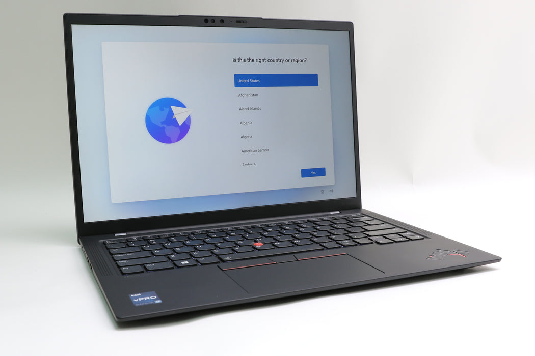 14" Lenovo ThinkPad X1 Carbon Gen 10, i7-1270P, 32GB, 1TB SSD