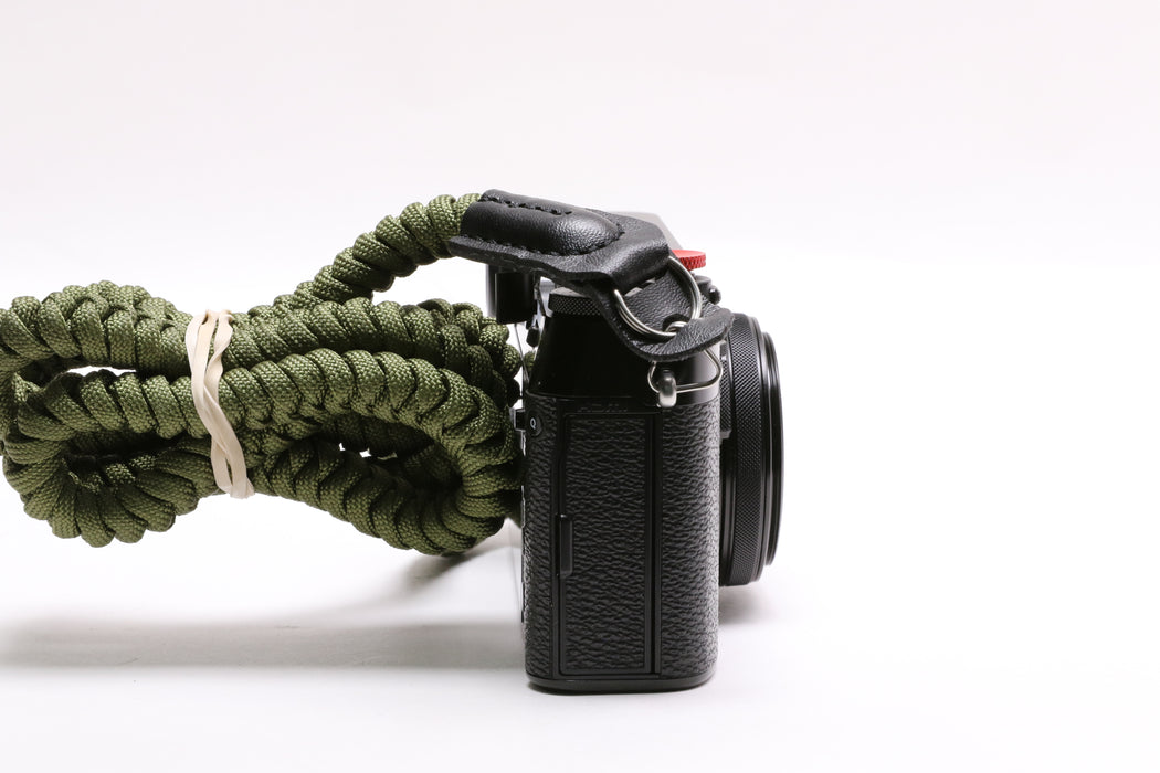 Fujifilm X100V 26.1MP Compact Camera w/ 23mmf/2 Lens