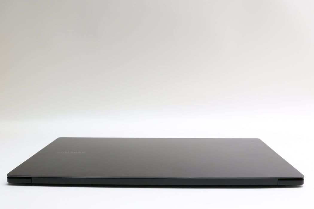 15.6" Samsung, 950xed, i7-1260P, 16GB, 512GB SSD