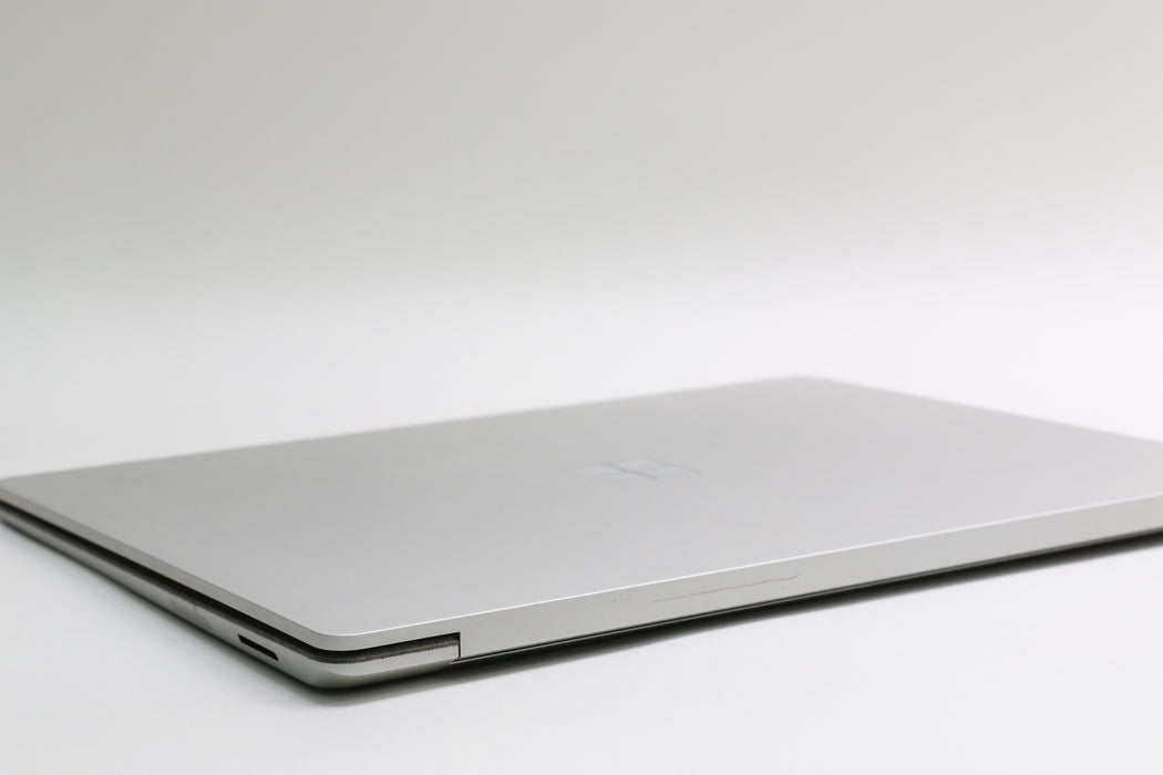 13.5" Microsoft Surface, i7-8650U, 16GB, 512GB SSD, Touchscreen