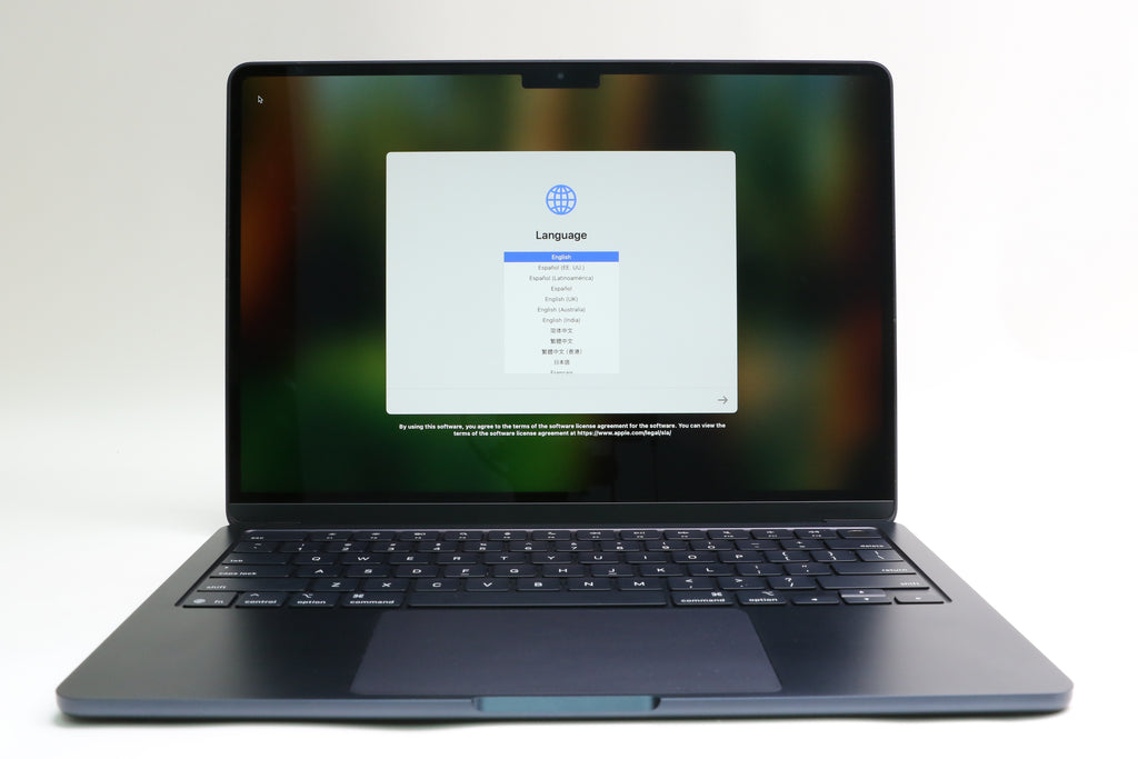 MacBook Air 13インチM4 16GB 512GB Apple-13-inch-MacBook-Air-M4-w