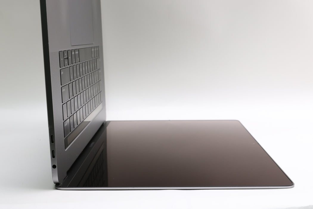 15" 2018, MacBook Pro, BTO, i9-8950HK 2.90GHz, 32GB, 512GB SSD, 560X GPU
