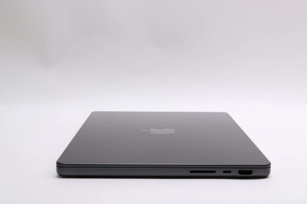 14" 2025, MacBook Pro, MDE14LL/A, Apple M5, 16GB, 1TB SSD, 10C — photo 6 of 12