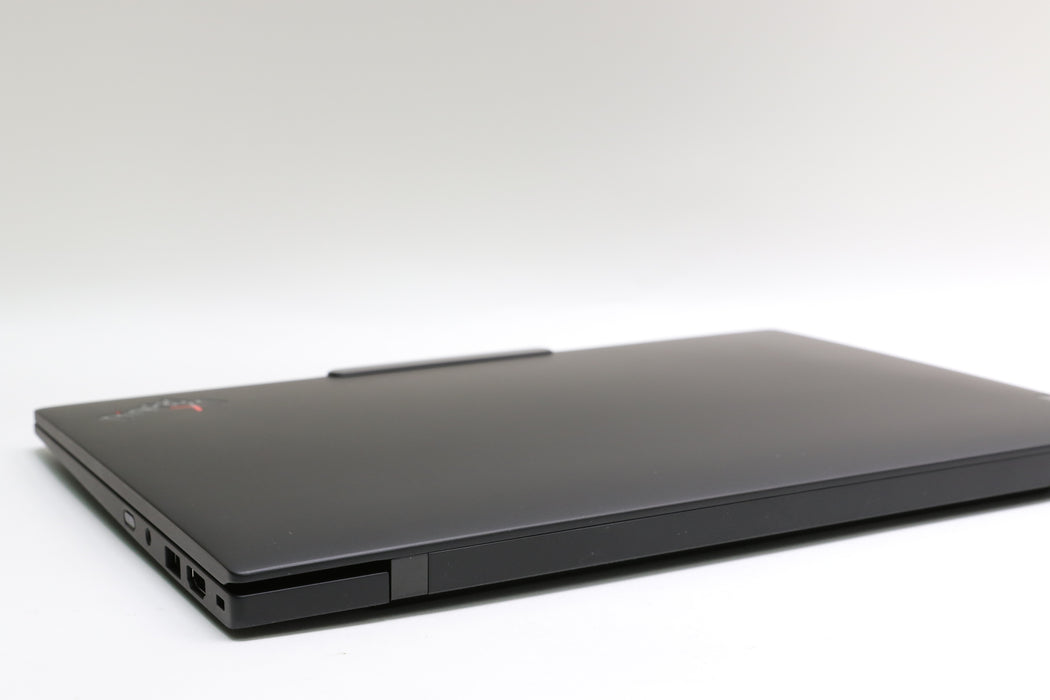 14" Lenovo, Thinkpad X1 Carbon Gen 12, Ultra 7 165U, 32GB, 1TB SSD, Touchscreen