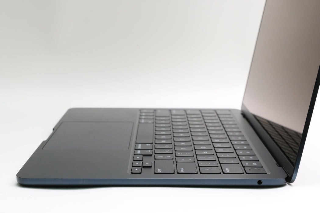 13" 2022 Macbook Air, Z160, 3.49 GHz Apple M2, 16GB, 512GB SSD, 8C