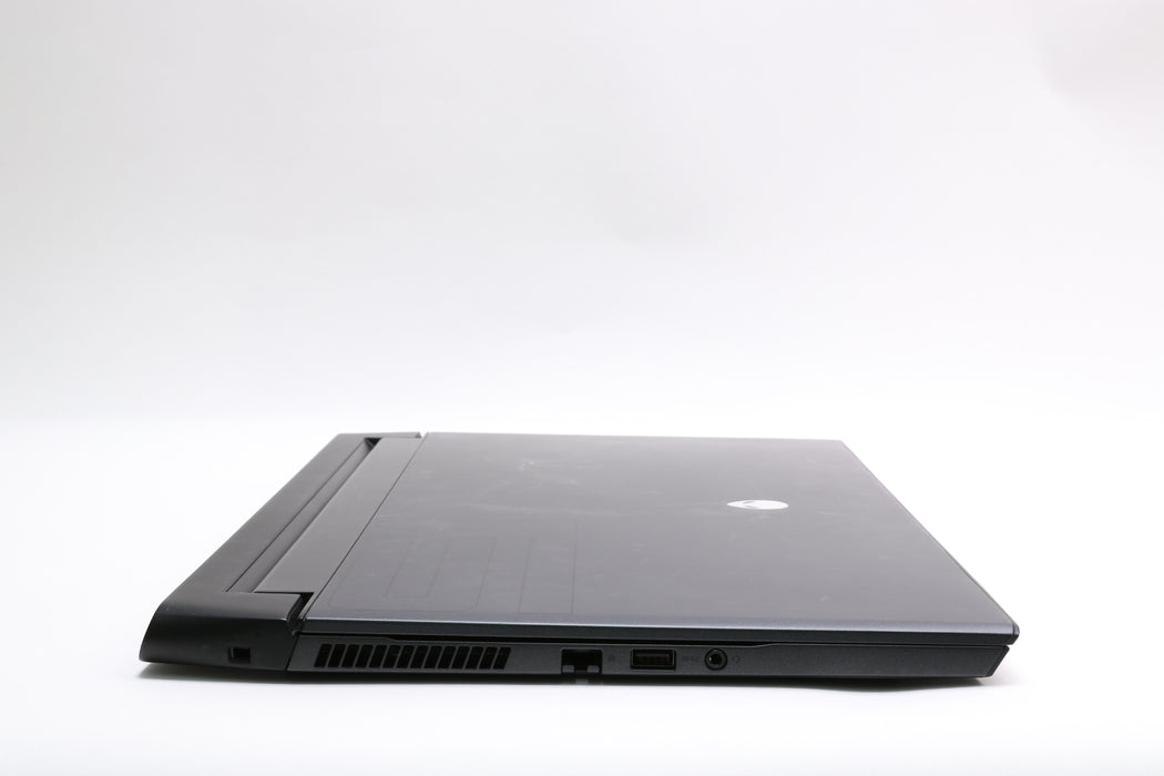 15" Alienware M15 R4, i7-10870H, 16GB, 512GB SSD, RTX 3070 Laptop GPU