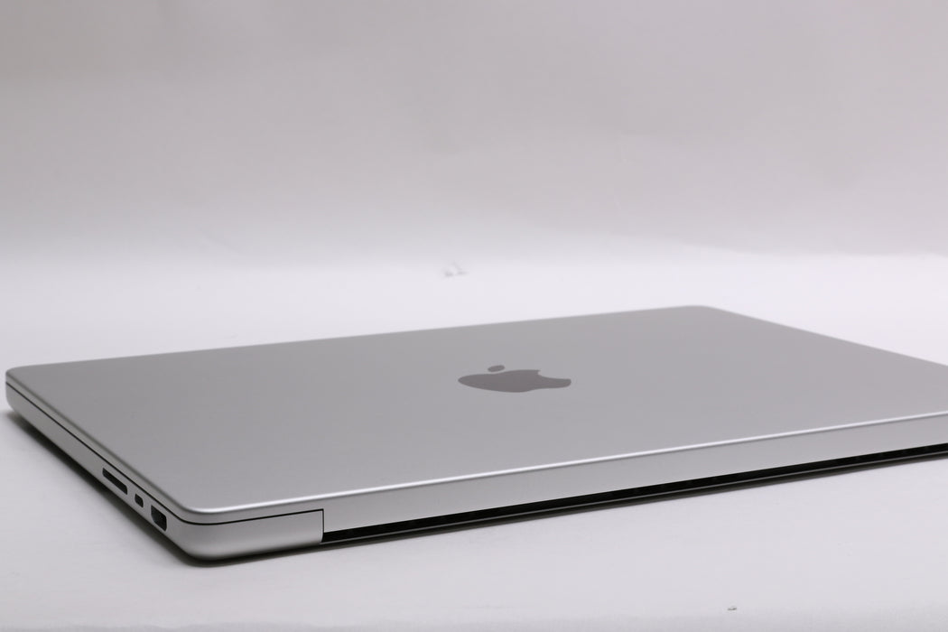 14" 2025, MacBook Pro, MDE54LL/A, Apple M5, 16GB, 1TB SSD, 10C, AC+ 2027!