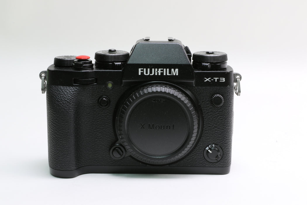 Fujifilm X-T3 Camera w/ Fujifilm EF-X8 Flash