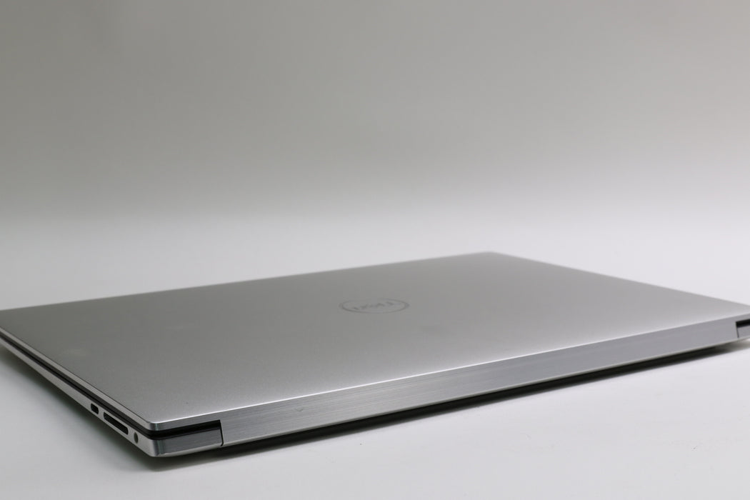 15.6" 3.5K Dell XPS 15 9530, i7-13700H, 32GB, 1TB SSD, RTX 4050, Touchscreen