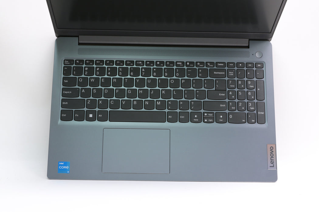 15.6" Lenovo Ideapad Slim 3, i3-N305, 8GB, 128GB, 100% Battery