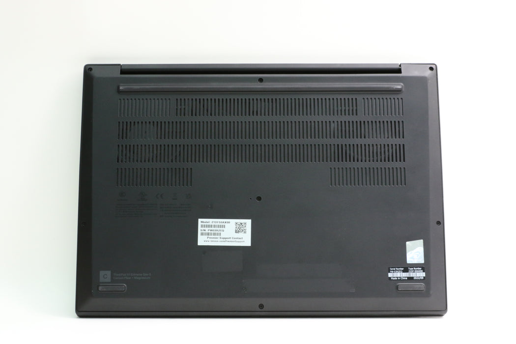 15.4" Lenovo ThinkPad X1 Extreme Gen 5, i7-12800H, 32GB, 1TB, RTX 3050 Ti, 4K!
