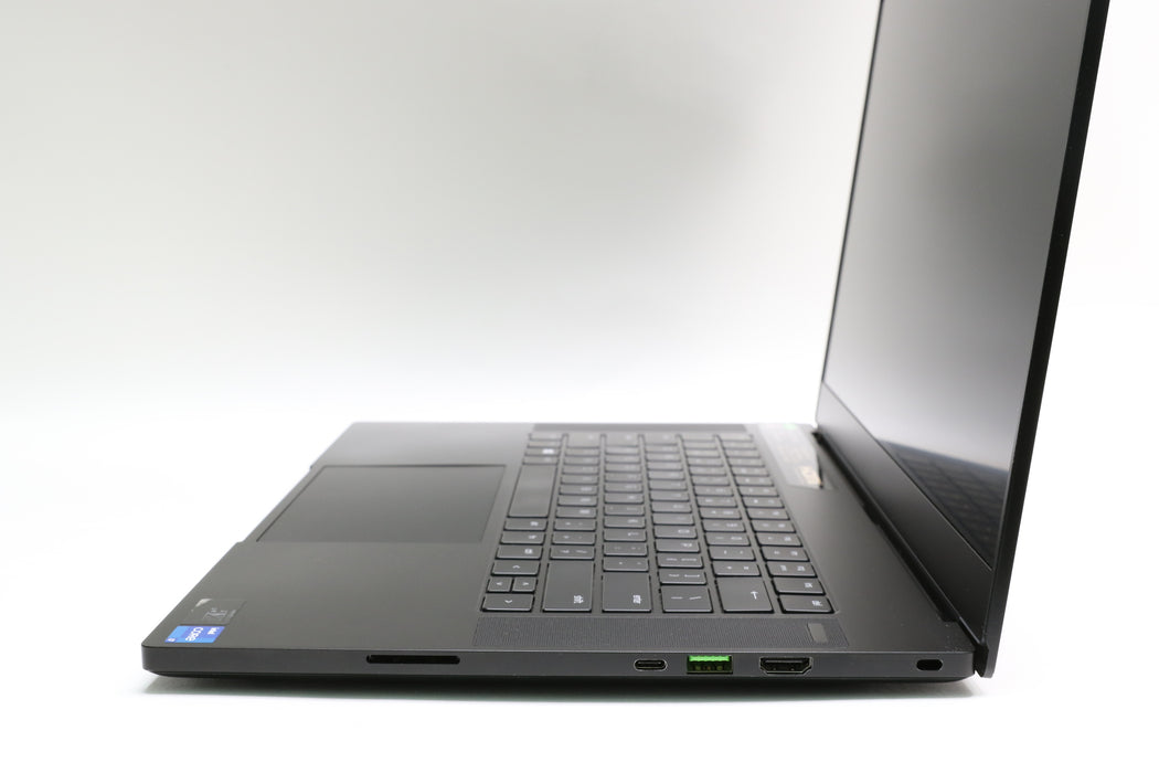 100%BATT 15" QHD Razer Blade 15 Advanced, i7-11800H, 40GB, 1TB, RTX 3070
