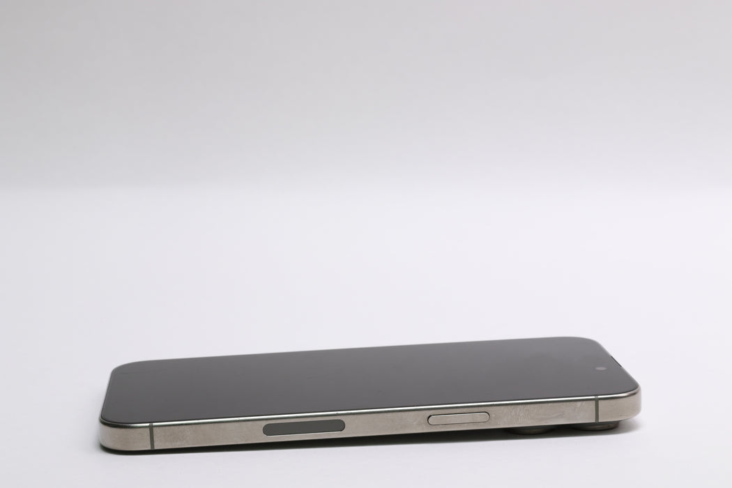 Apple iPhone 15 Pro Max, 256GB, Unlocked, Natural Titanium, MU683LL/A