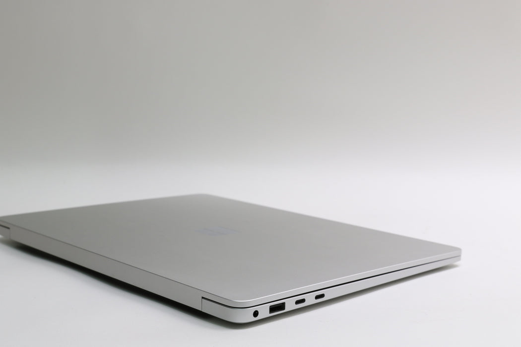 13" Microsoft Surface Laptop, 7th Edition, Snapdragon X 10-core, 16GB, 256GB SSD