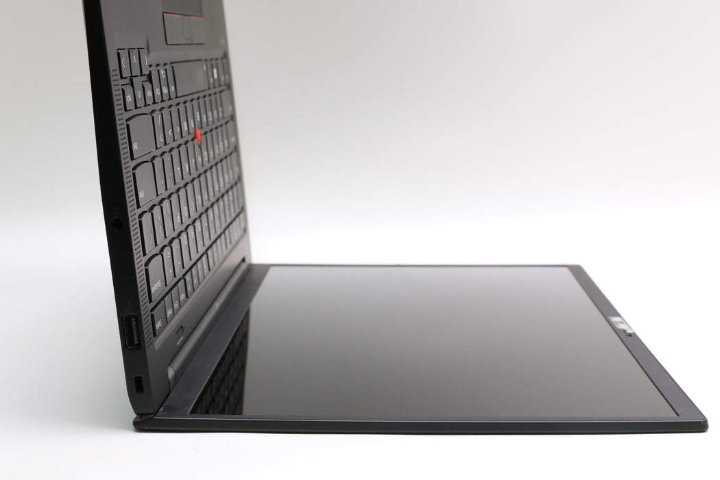 14" UHD+ Lenovo Thinkpad X1 Carbon Gen 9, i7-1185G7, 32GB, 512GB SSD
