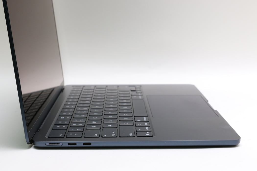 13" 2025, Macbook Air, MW123LL/A, 4.4 GHz Apple M4, 16GB, 256GB SSD, 8C