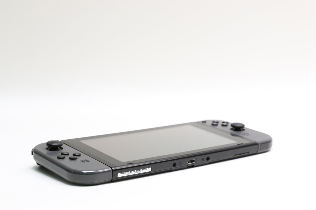 Nintendo Switch, HAC-001, 32GB w/ Gray Joy-Cons