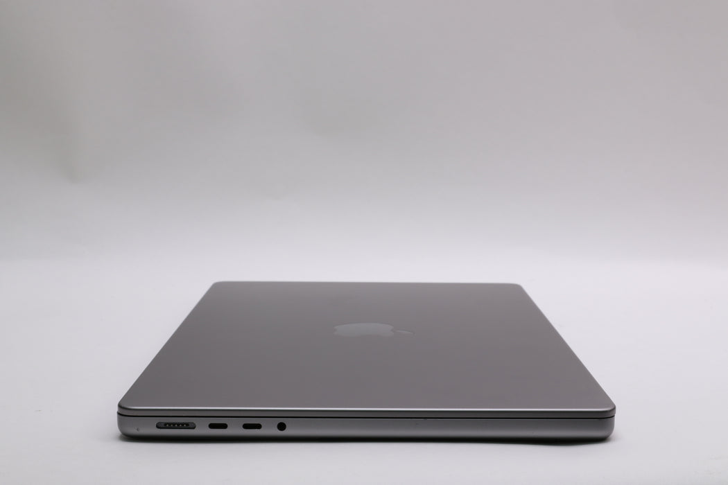 14" 2021, MacBook Pro, MKGP3LL/A, Apple M1 Pro, 16GB, 512GB SSD, 14C — photo 10 of 13