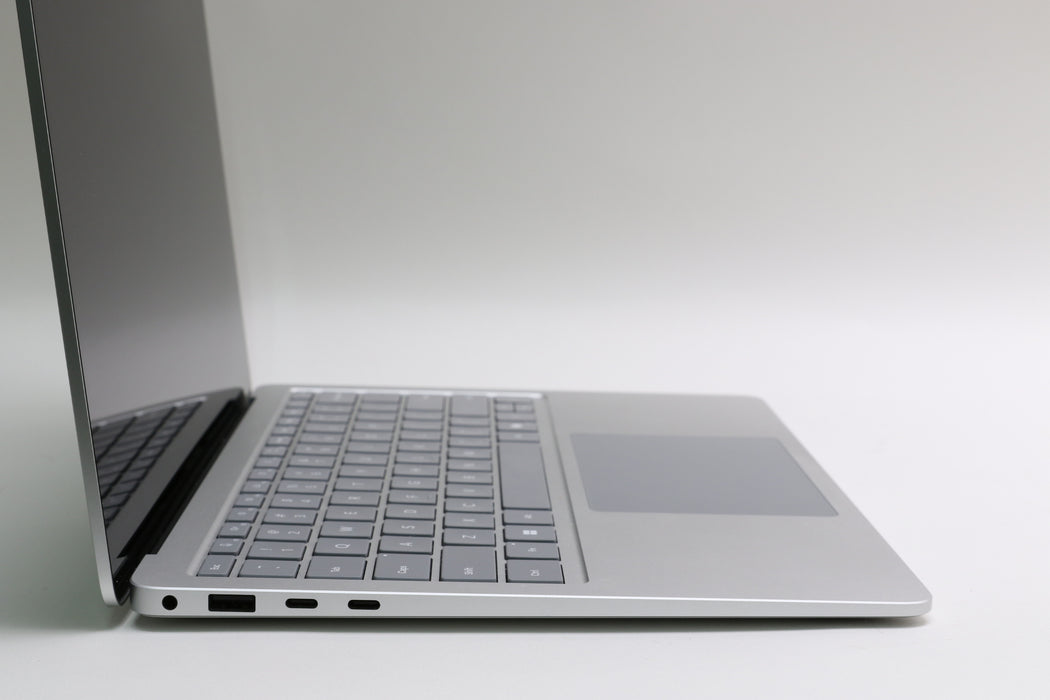 13" Microsoft Surface Laptop, 7th Edition, Snapdragon X 10-core, 16GB, 256GB SSD
