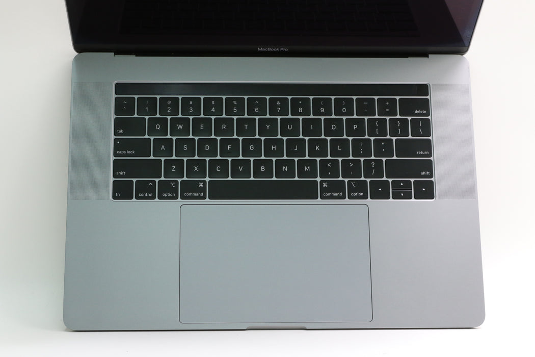 15" 2018, MacBook Pro, MR932LL/A, i7-8750H, 16GB, 256GB, Pro 555X, 100% Battery!