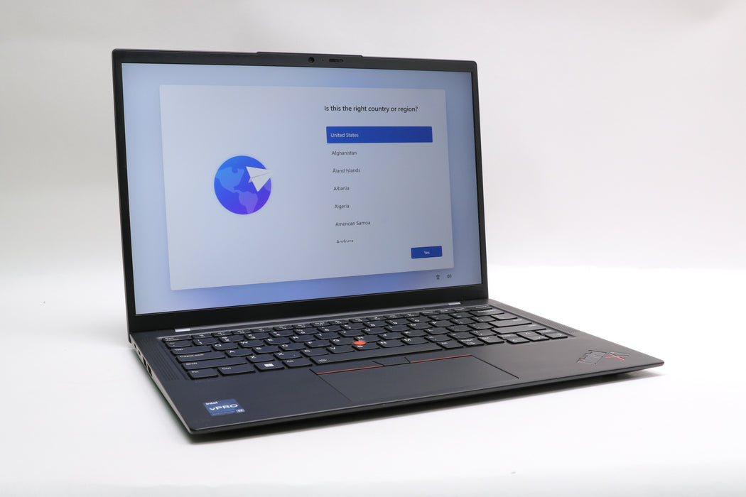 14" Lenovo Thinkpad X1 Carbon Gen 10, i7-1270P, 32GB, 512GB SSD, Touch