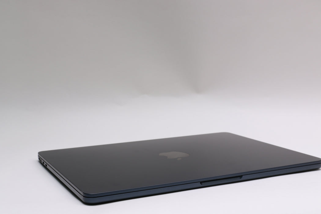 13" 2024, MacBook Air, BTO, Apple M3, 24GB, 2TB SSD, 10C — photo 11 of 13