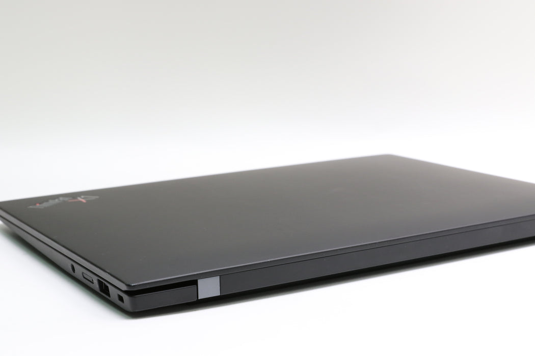 14" Lenovo ThinkPad X1 Carbon Gen 10, i7-1270P, 16GB, 512GB SSD
