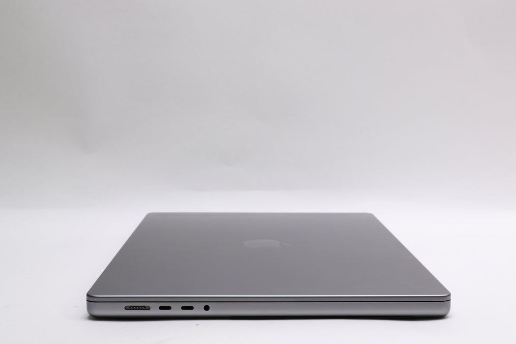 16" 2021, MacBook Pro, MK233LL/A, Apple M1 Max, 64GB, 4TB SSD, 32C — photo 10 of 12