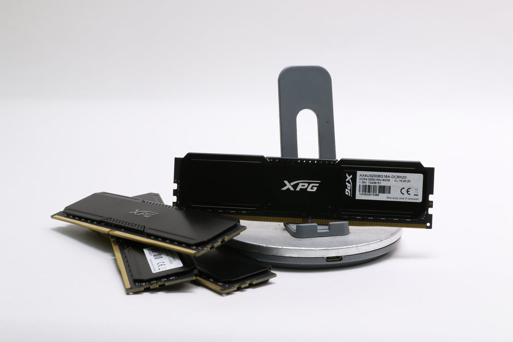 XPG GAMMIX D20 32GB (4x8GB) DDR4 3200MHz DIMM