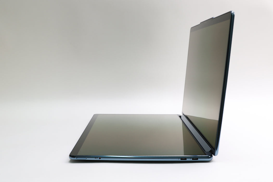 14" 2.8K Lenovo Yoga Book 9 13iru8, i7-1355U, 16GB, 1TB, Touch, 100% Battery!